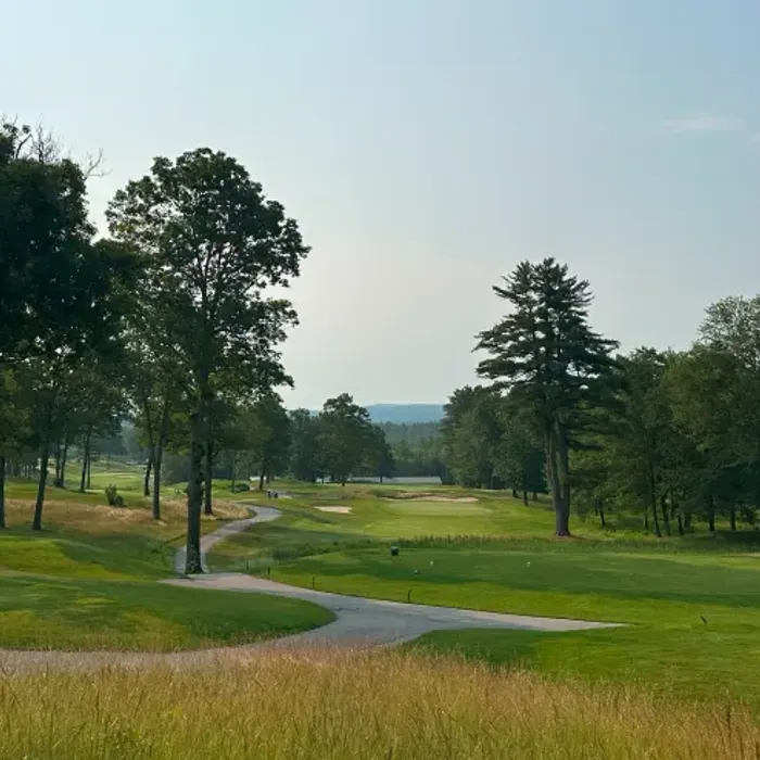 lochmere-course-grass-700w-700